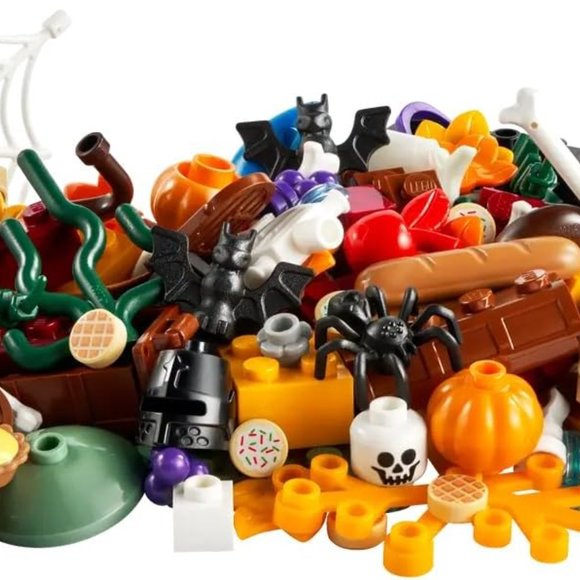 NWT LEGO VIP Halloween Fun Add-On Pack - Picture 4 of 4